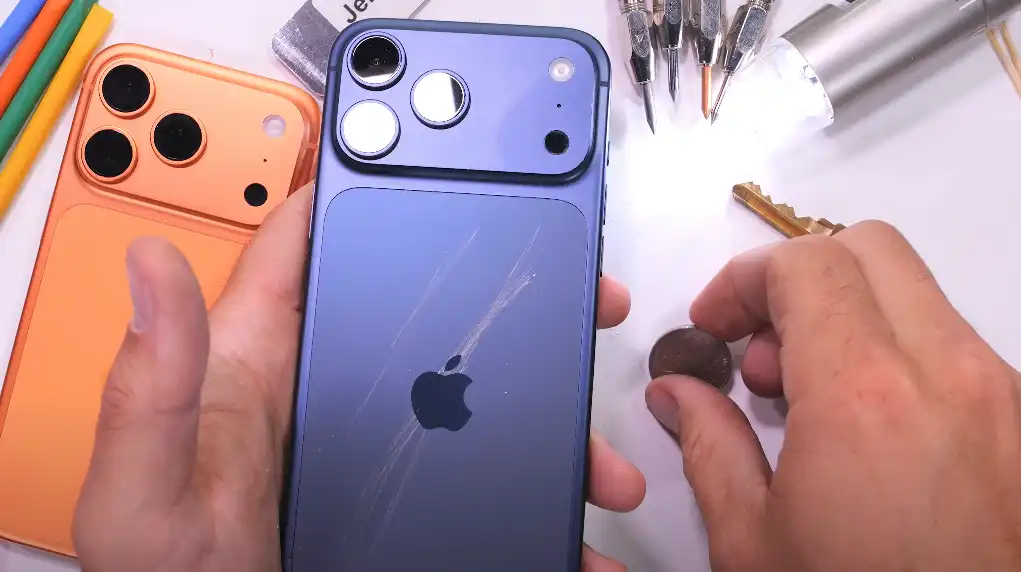 Apple responde às preocupações sobre riscos e durabilidade do iPhone 17 Pro Apple responde às preocupações sobre riscos e durabilidade do iPhone 17 Pro