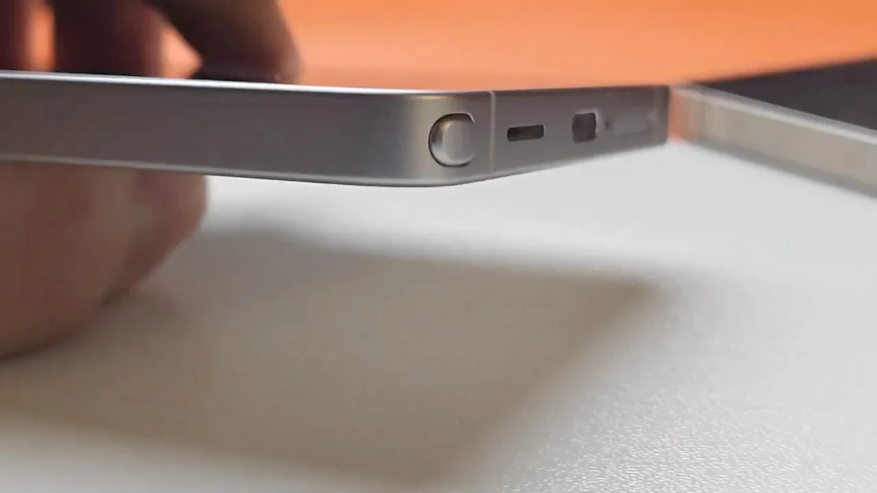 galaxy-s26-ultra-colocar-s-pen-slot