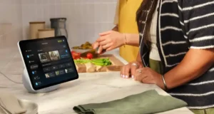 Alexa com IA começa a chegar: Reino Unido já testa nova versão gratuita alexa-ia-reino-unido-acesso-antecipado-capa