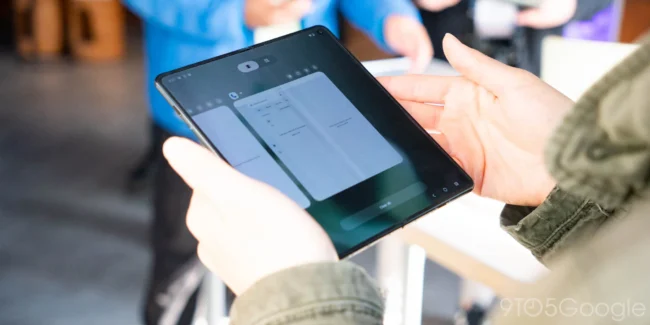 motorola-razr-fold-software